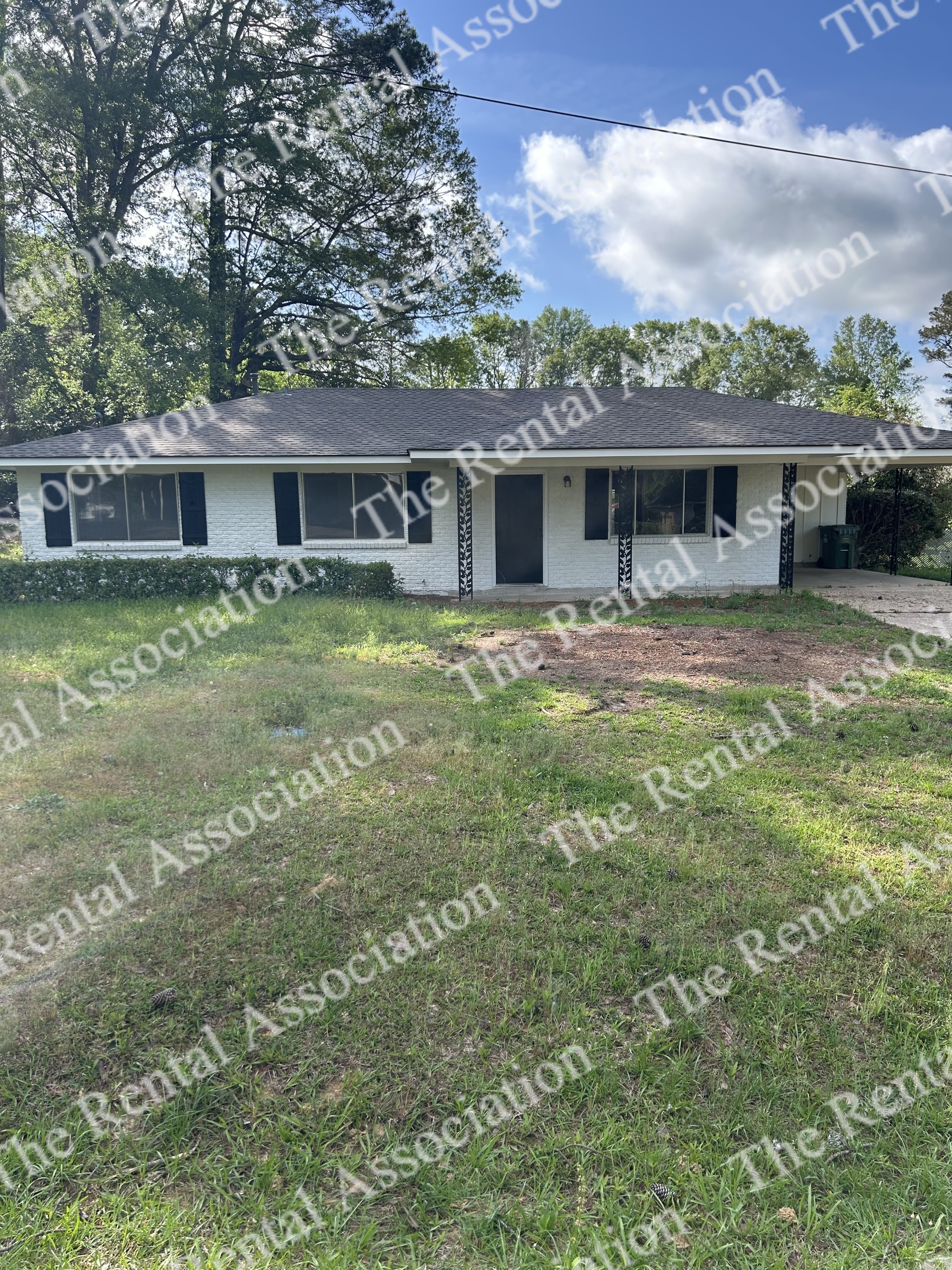 1801 Roosevelt Drive