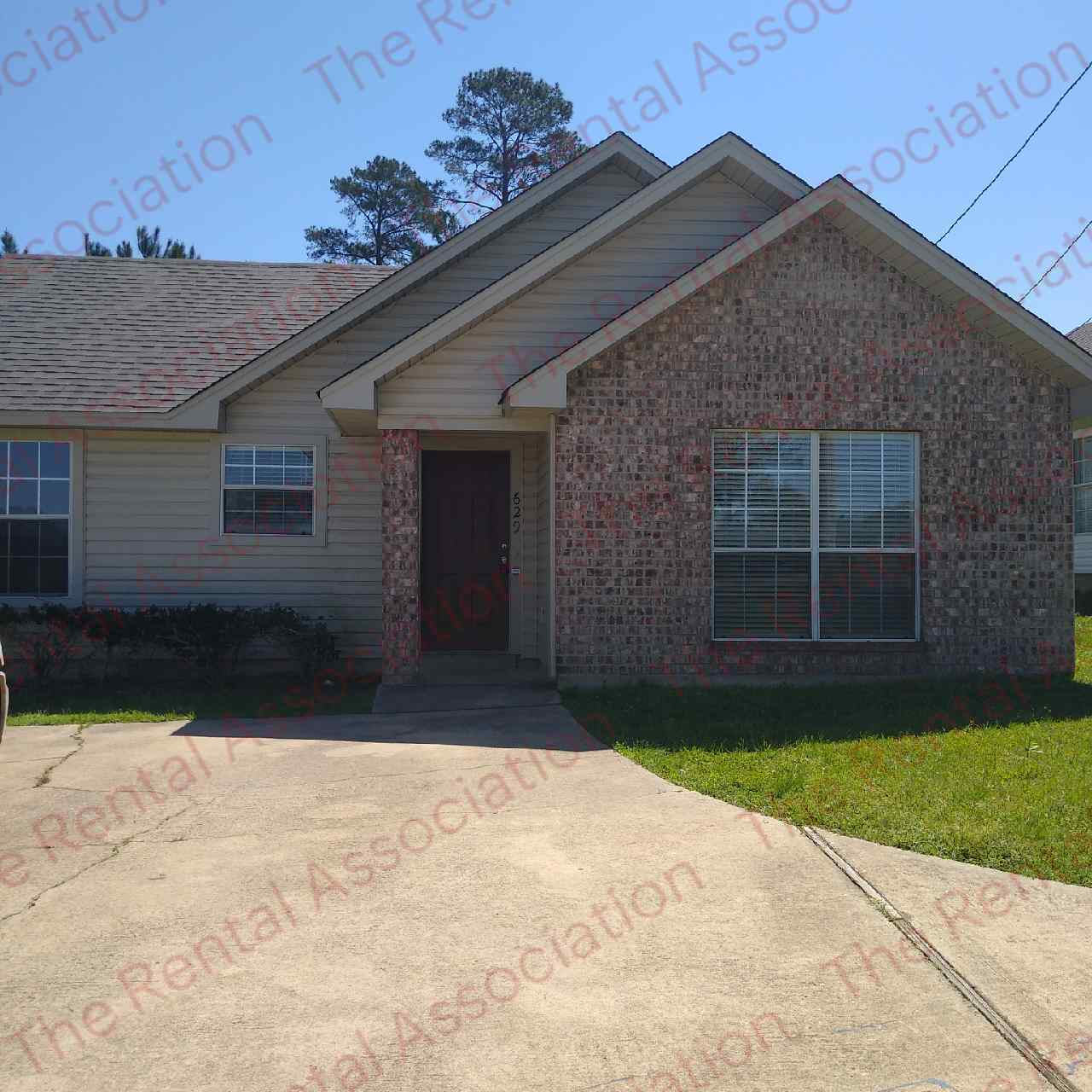 629 South Barnett Springs Street