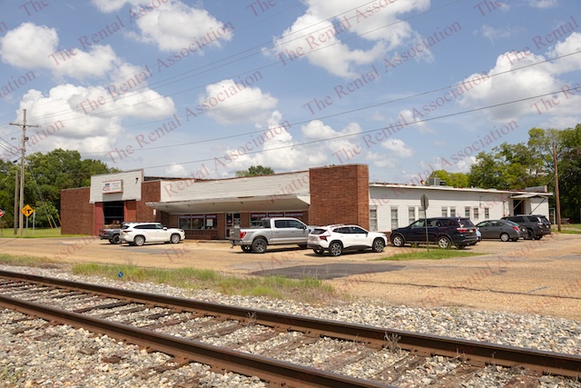 907 Coleman Avenue - 1