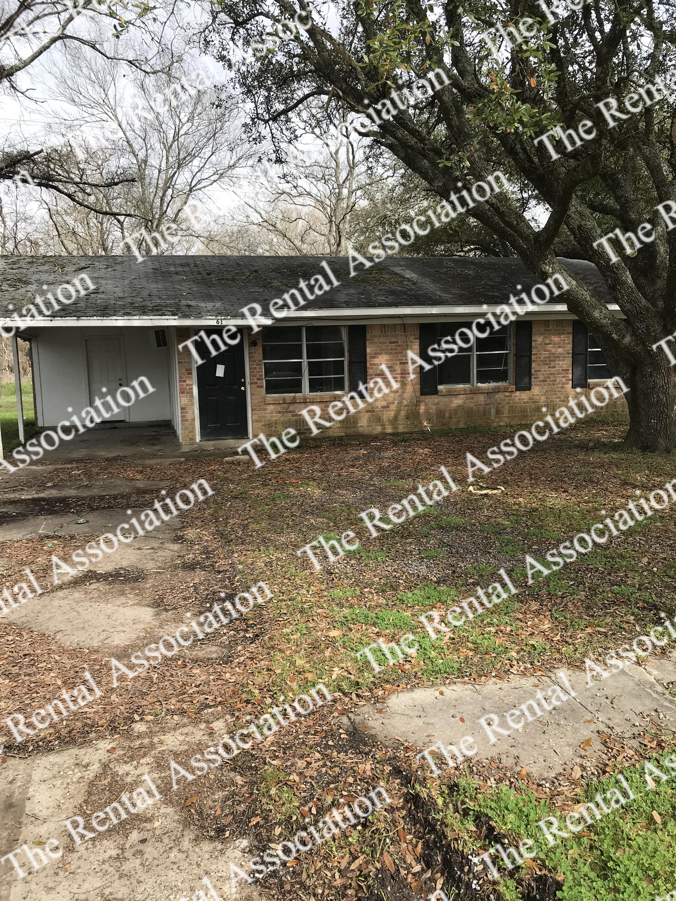61 Charmingdale Drive North