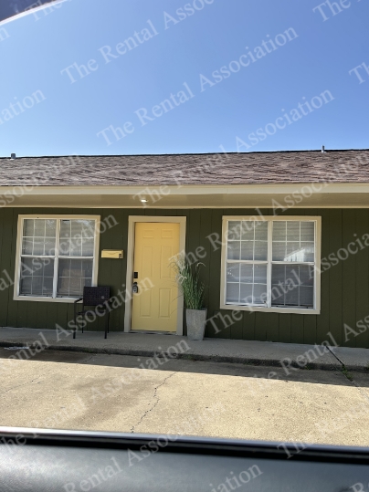 113 Splane Drive, APT 4